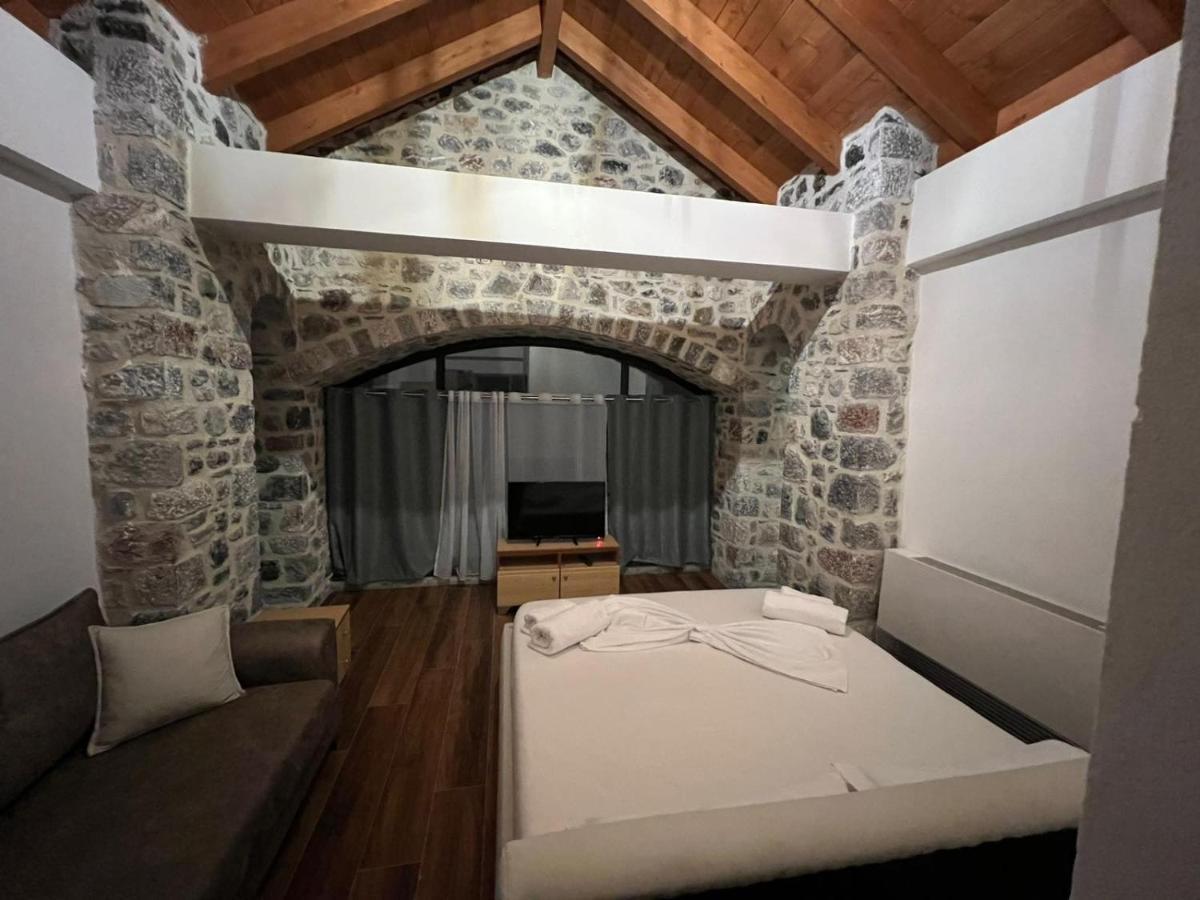 Hotel Bujtina Vrenezi Peshkopi Zewnętrze zdjęcie