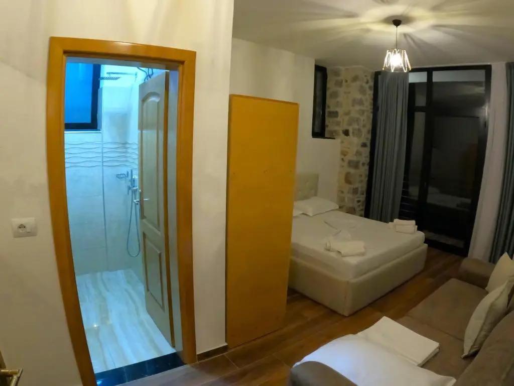 Hotel Bujtina Vrenezi Peshkopi Zewnętrze zdjęcie