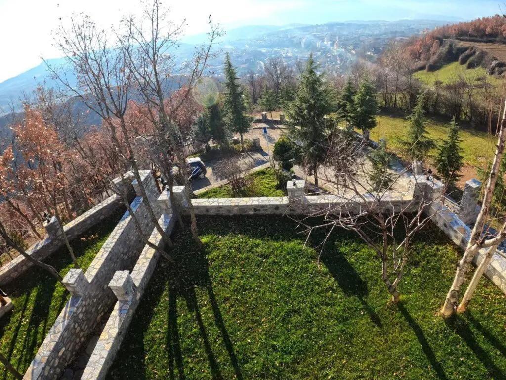 Hotel Bujtina Vrenezi Peshkopi Zewnętrze zdjęcie