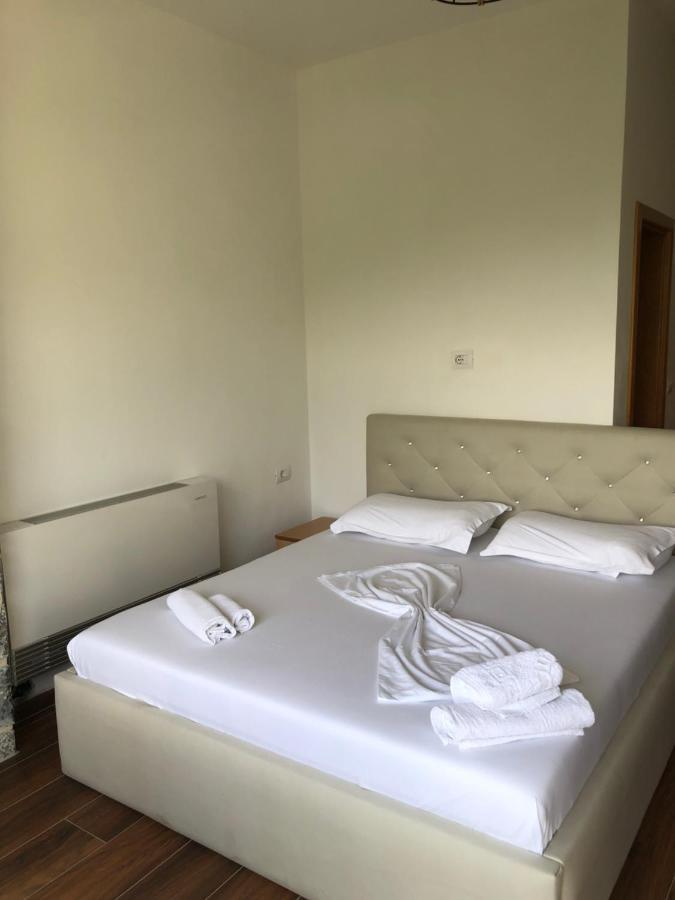 Hotel Bujtina Vrenezi Peshkopi Zewnętrze zdjęcie