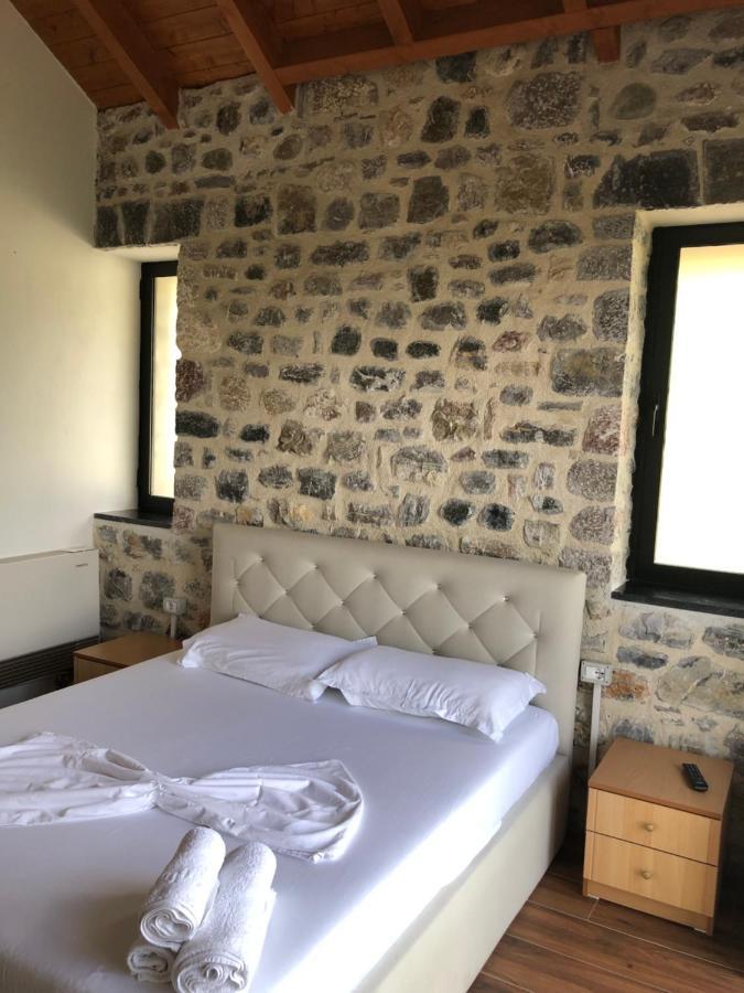 Hotel Bujtina Vrenezi Peshkopi Zewnętrze zdjęcie